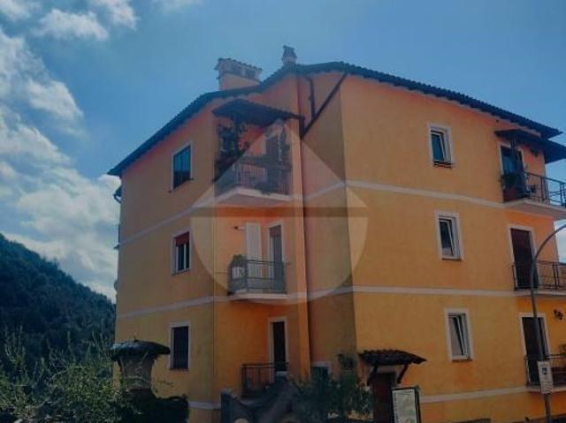 Appartamento in vendita a Sambuci, Roma Capitale