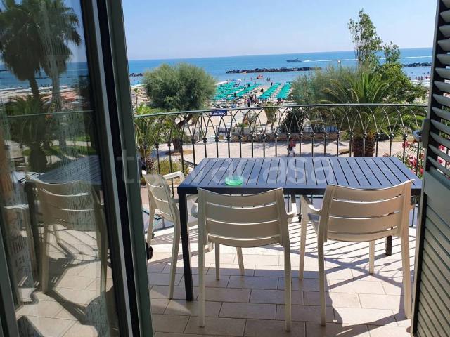 Appartamento in vendita a Ragnola, Marche