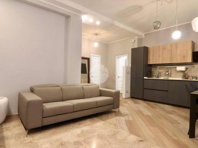 Appartamento in vendita a Albula centro, Marche
