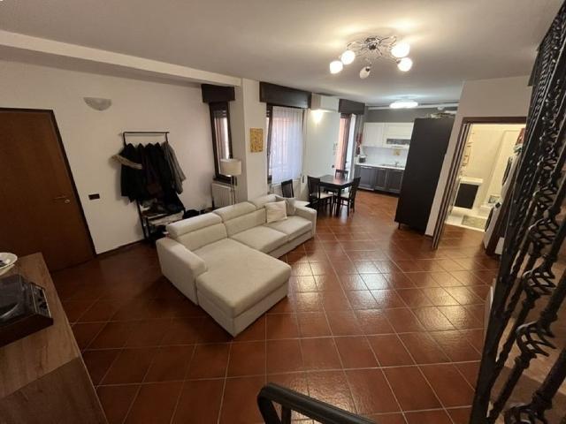 Appartamento in vendita a San Colombano Al Lambro, Lombardia