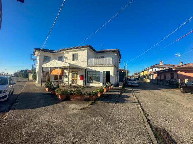 Appartamento in vendita a San Giorgio Di Nogaro, Friuli-Venezia Giulia