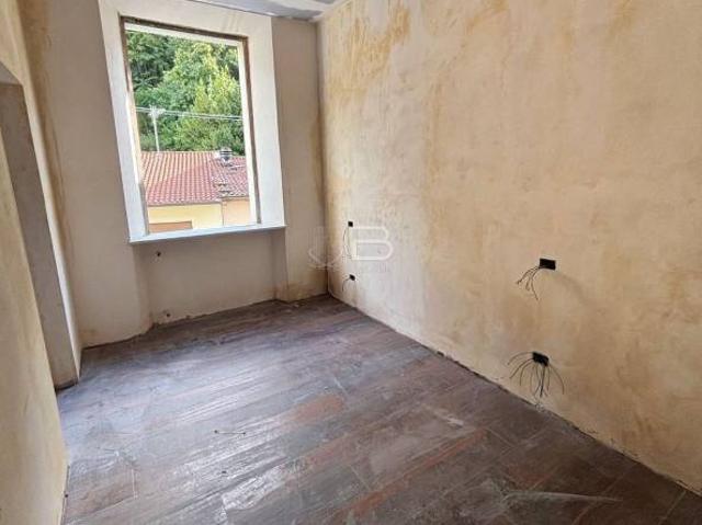 Appartamento in vendita a Corvaia, Seravezza
