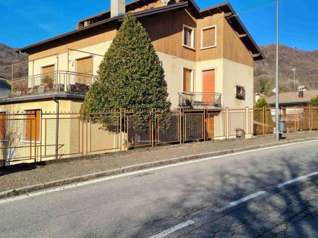 Appartamento in vendita a Comunità Montana della Valle Brembana, Serina
