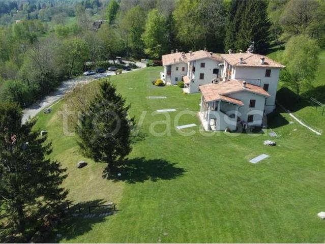 Appartamento in vendita a Sormano, Lombardia