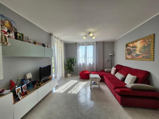 Appartamento in vendita a Torrevecchia Pia, Lombardia