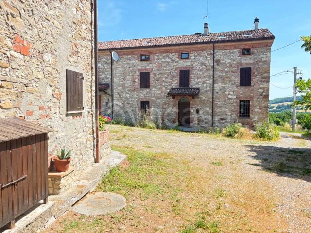Appartamento in vendita a Travo, Reggio Emilia