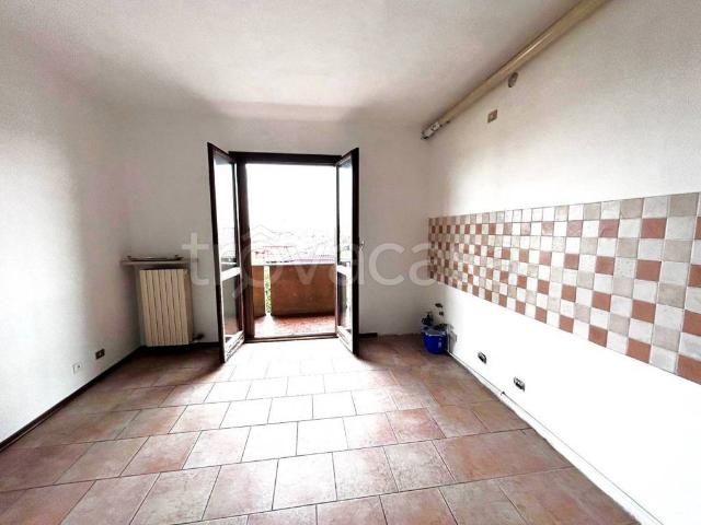 Appartamento in vendita a Tromello, Lombardia