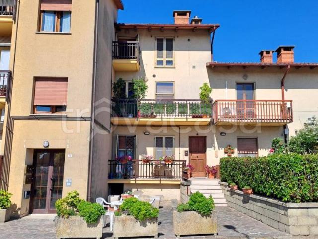 Appartamento in vendita a Tuoro Sul Trasimeno, Umbria