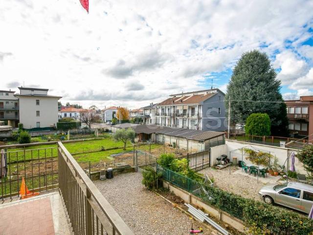 Appartamento in vendita a Turate, Como