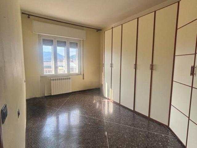 Appartamento in vendita a Vado Ligure, Liguria