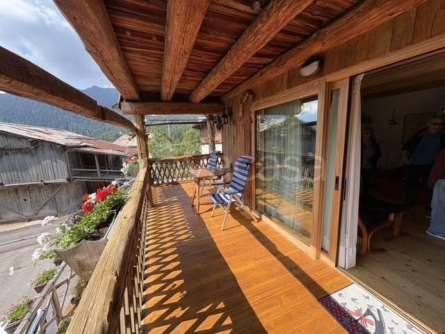 Appartamento in vendita a Val di Zoldo, Pianaz