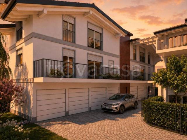 Appartamento in vendita a Varedo, Lombardia