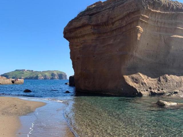 Appartamento in vendita a Ventotene, Lazio