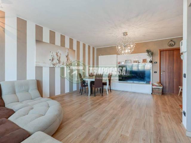 Appartamento in vendita a Verdellino, Bergamo