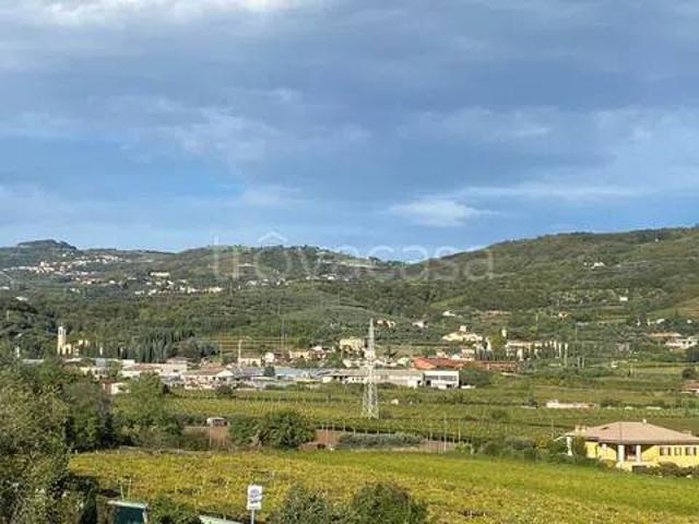 Appartamento in vendita a Nord-Est, Brenzone