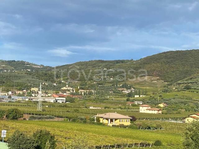 Appartamento in vendita a Nord-Est, Brenzone