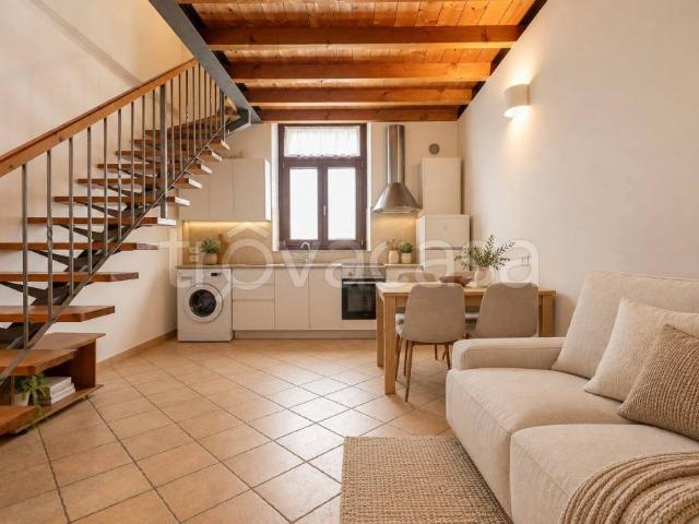 Appartamento in vendita a Borgo Roma, Verona