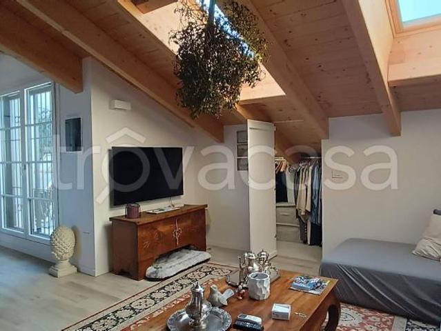 Appartamento in vendita a San Fiorano, Villasanta