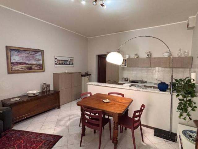 Appartamento in vendita a Voghera, Lombardia