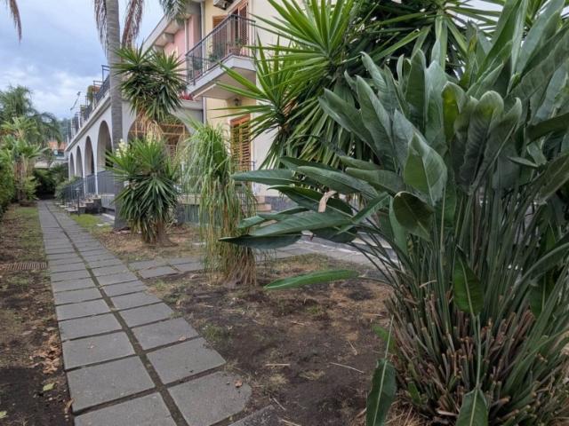 Appartamento in vendita a Acireale, Catania