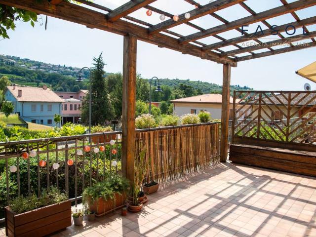 Appartamento in vendita a Negrar, Veneto