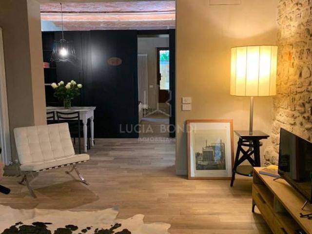 Appartamento in vendita a Palazzo Del Pero, Toscana