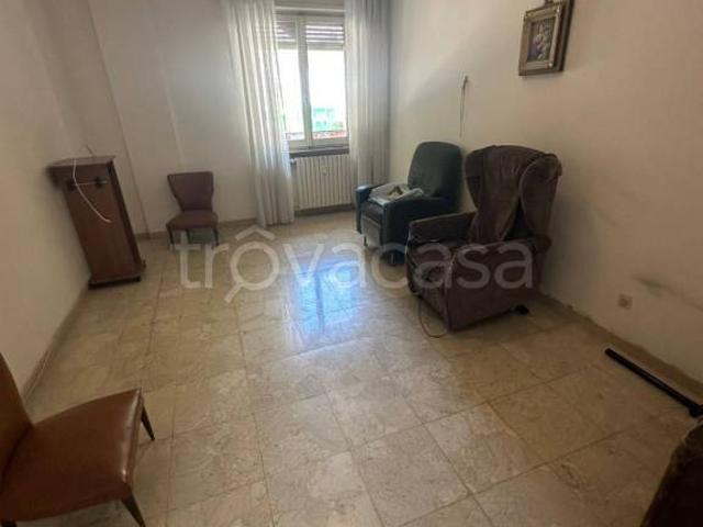 Appartamento in vendita a Campo Parignano, Marche