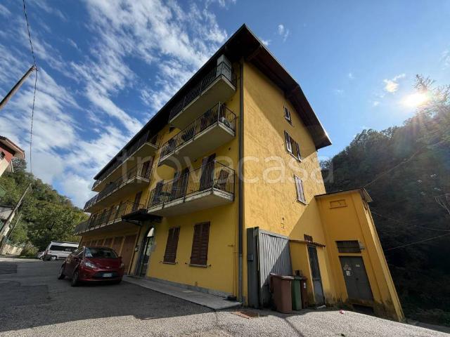 Appartamento in vendita a Asso, Como