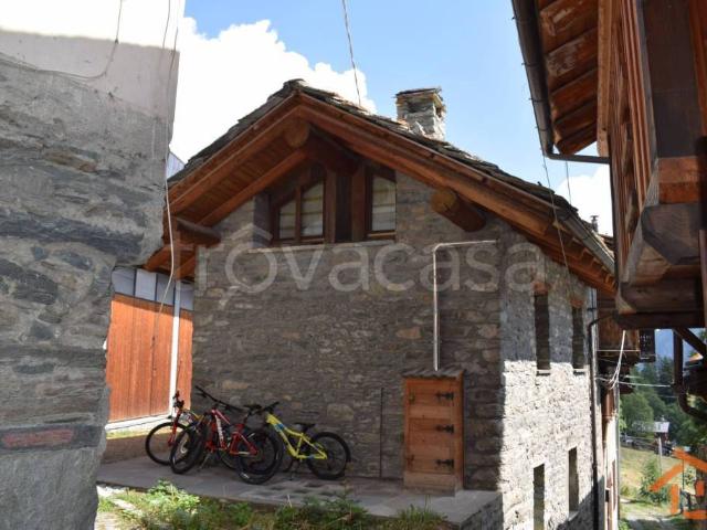 Appartamento in vendita a Ayas, Aosta