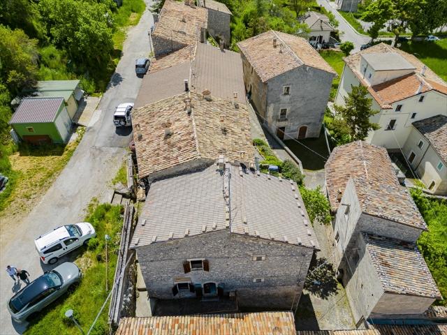 Appartamento in vendita a Santo Stefano Di Sessanio, Abruzzo