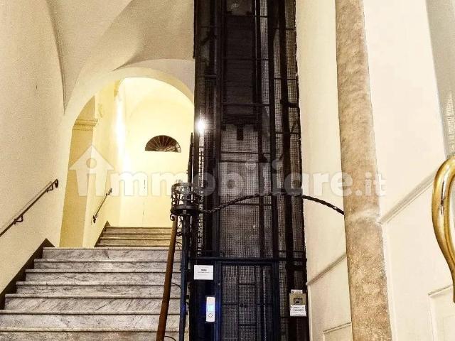 Appartamento in affitto a Centro Est, Serra Riccò