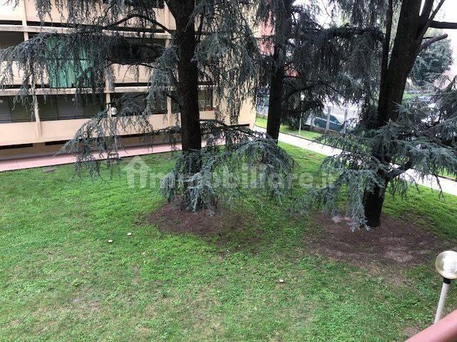 Appartamento in affitto a Municipio 9, Milano