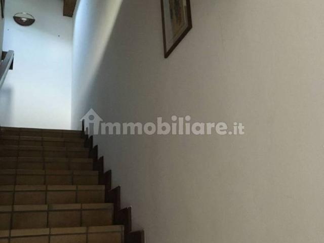 Appartamento in affitto a Bolognano, Arco