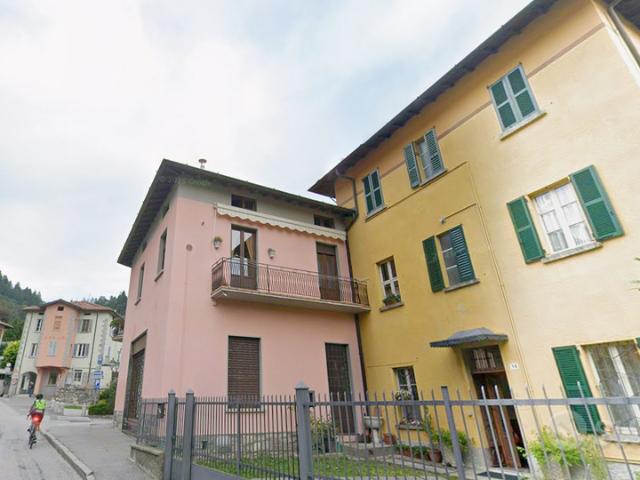 Appartamento in affitto a Magreglio, Como