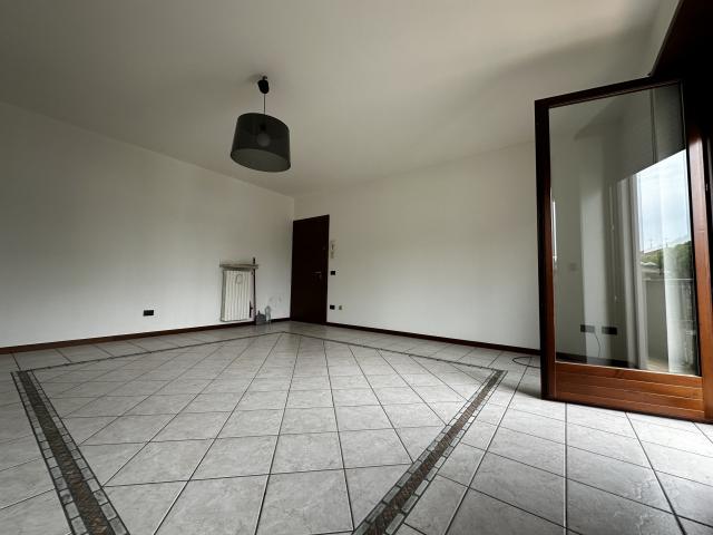 Appartamento in affitto a Castel D'azzano, Veneto