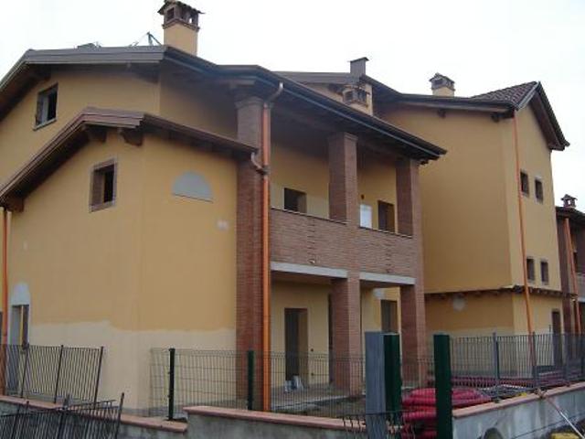 Appartamento in vendita a Cassano D'adda, Lombardia
