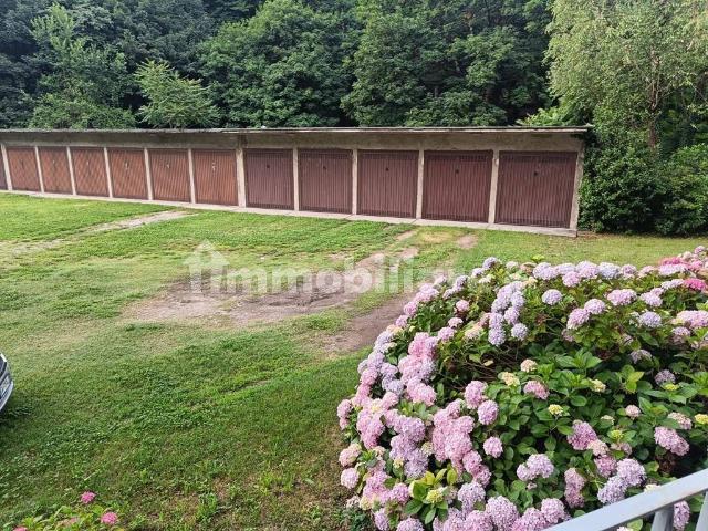 Appartamento in affitto a Lipomo, Lombardia