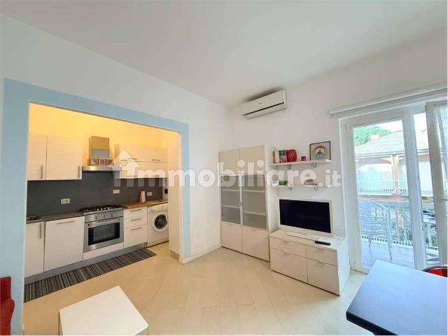 Appartamento in affitto a Centro Ovest, Serra Riccò