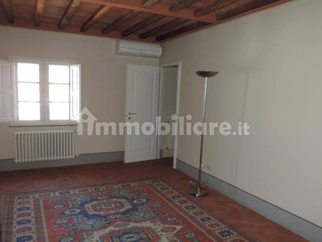 Appartamento in affitto a Cascina, Toscana