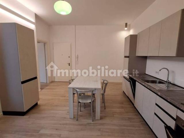Appartamento in affitto a Desenzano Del Garda, Lombardia
