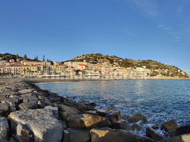 Appartamento in affitto a Ospedaletti, Liguria