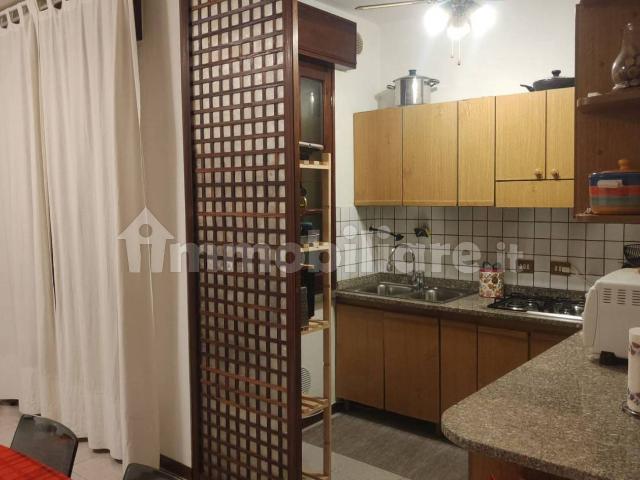 Appartamento in affitto a San Pietro città, Re