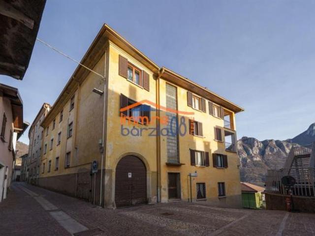 Appartamento in vendita a Pasturo, Lecco