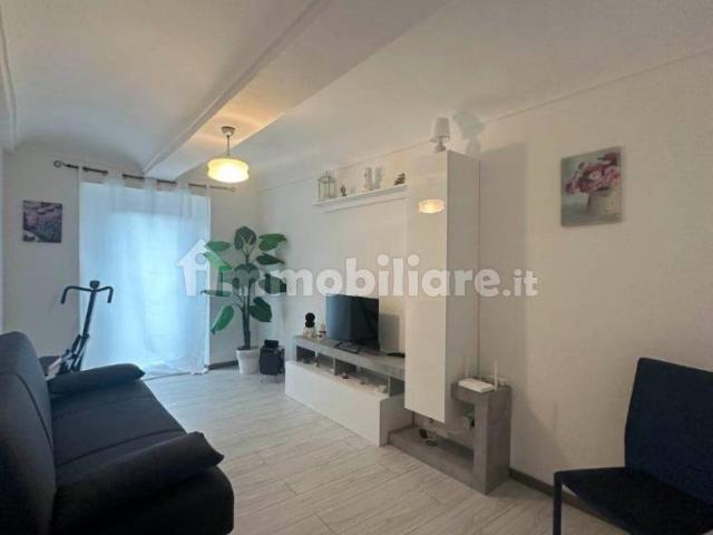 Appartamento in affitto a Fabbrica, Carrara