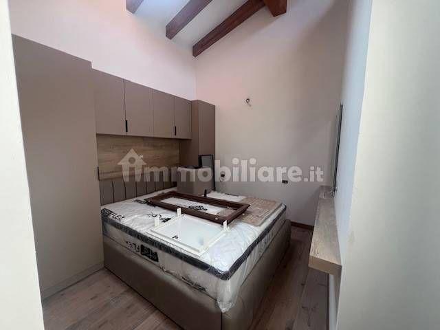 Appartamento in affitto a Comunità della Vallagarina, Borgo Sacco