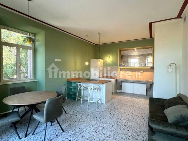 Appartamento in affitto a Comunità della Vallagarina, Borgo Sacco