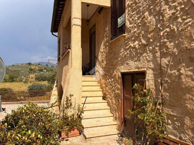 Appartamento in affitto a Selci, Lazio