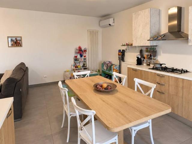 Appartamento in affitto a Roncà, Verona