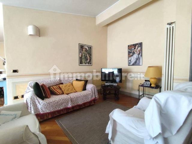 Appartamento in affitto a Sarnico, Lombardia