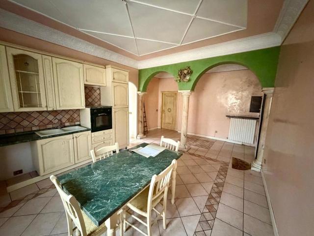 Appartamento in vendita a Lomello, Lombardia